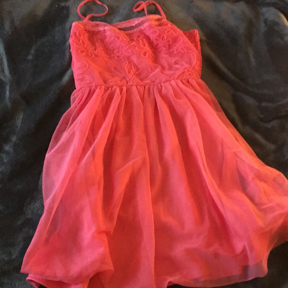 Cute discontinued dress from Delia’s in size XS!